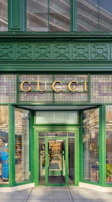 gucci library street.